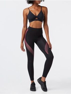 Aurique Black Leggings with Red Wave Print Detail
